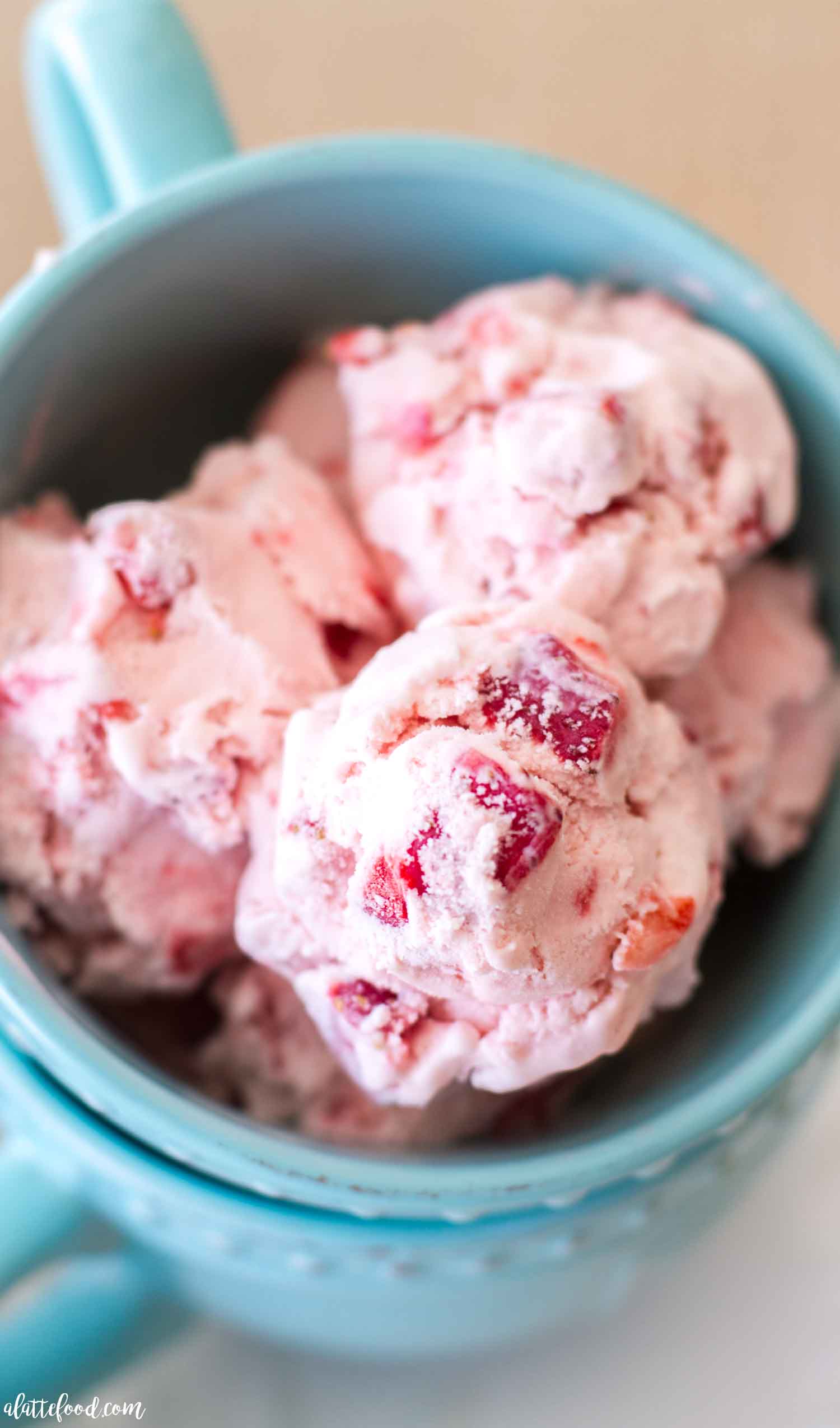 Homemade Strawberry Ice Cream - A Latte Food
