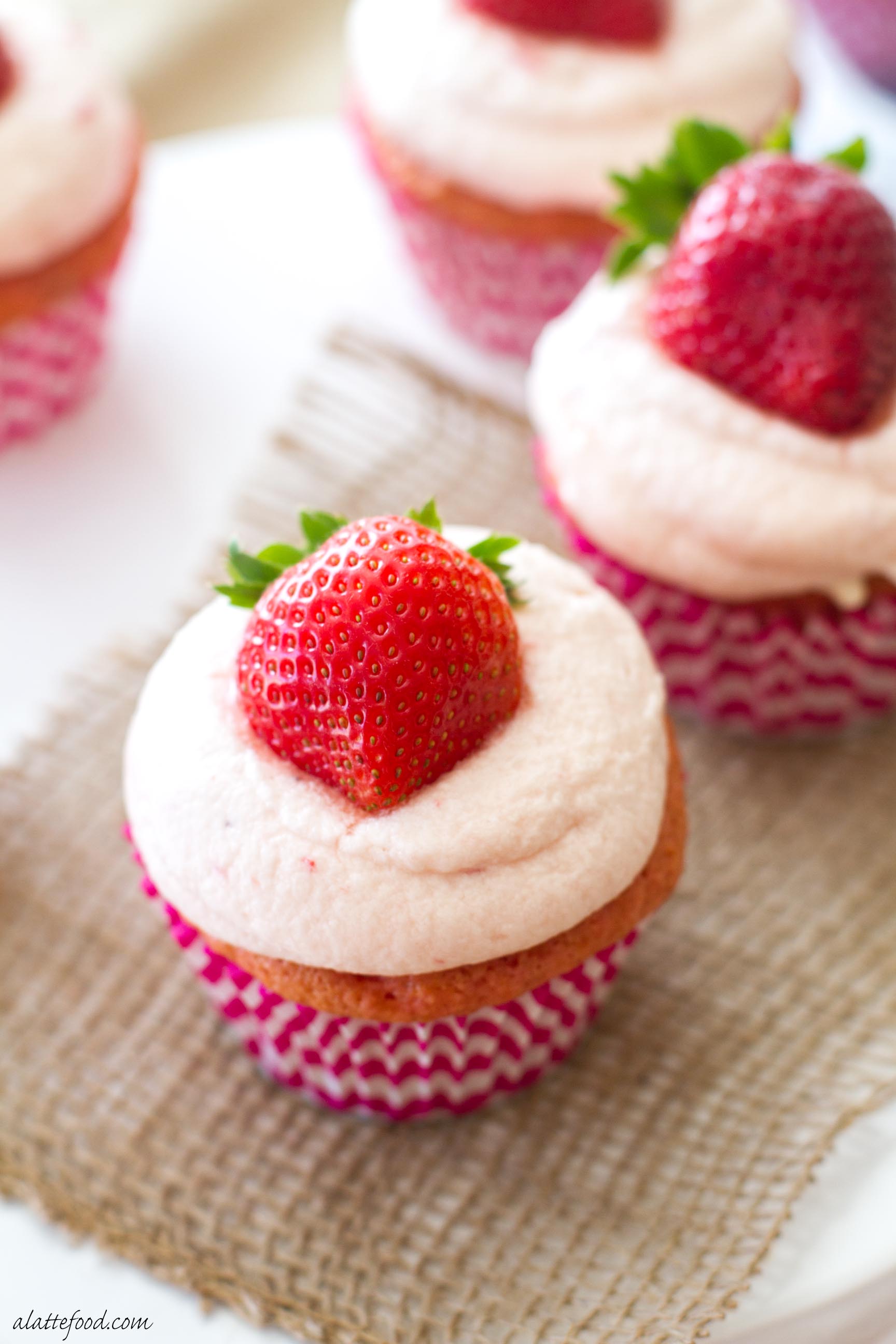 Strawberries and Cream Cupcakes