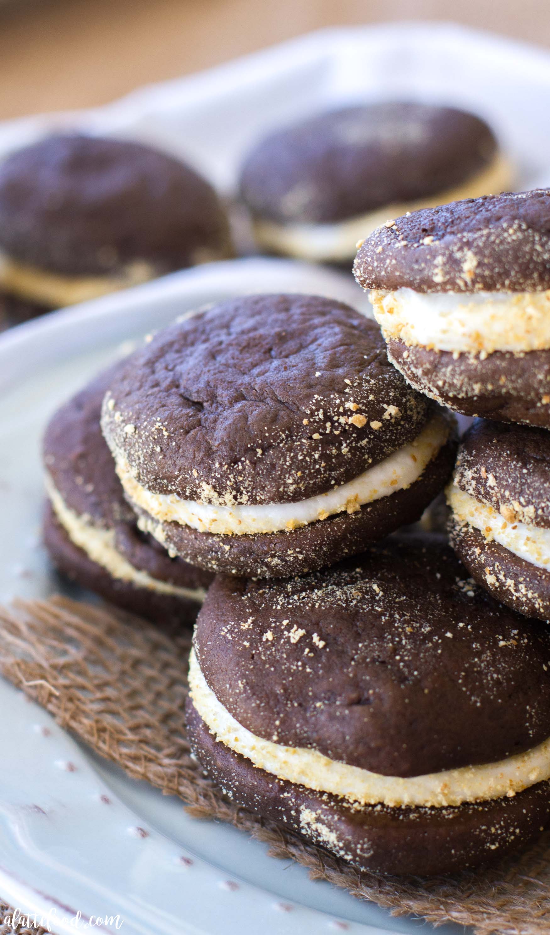 S'mores Whoopie Pies Recipe