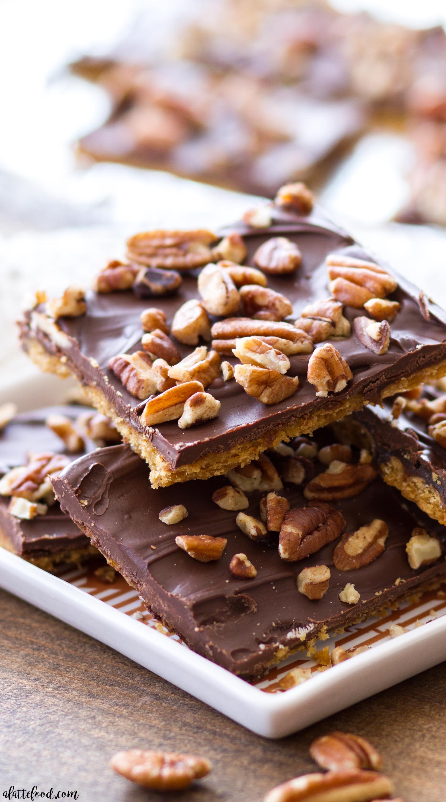 Pumpkin Spice Cracker Toffee - A Latte Food