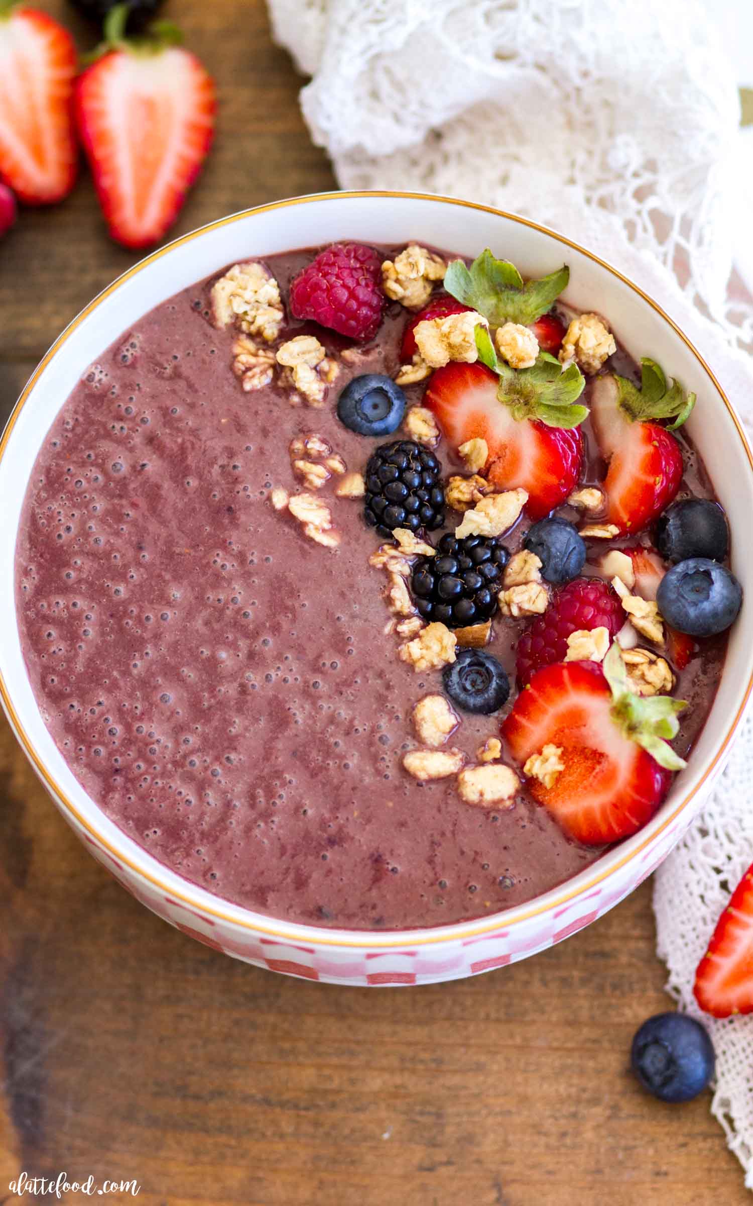 Homemade Acai Bowl Recipe