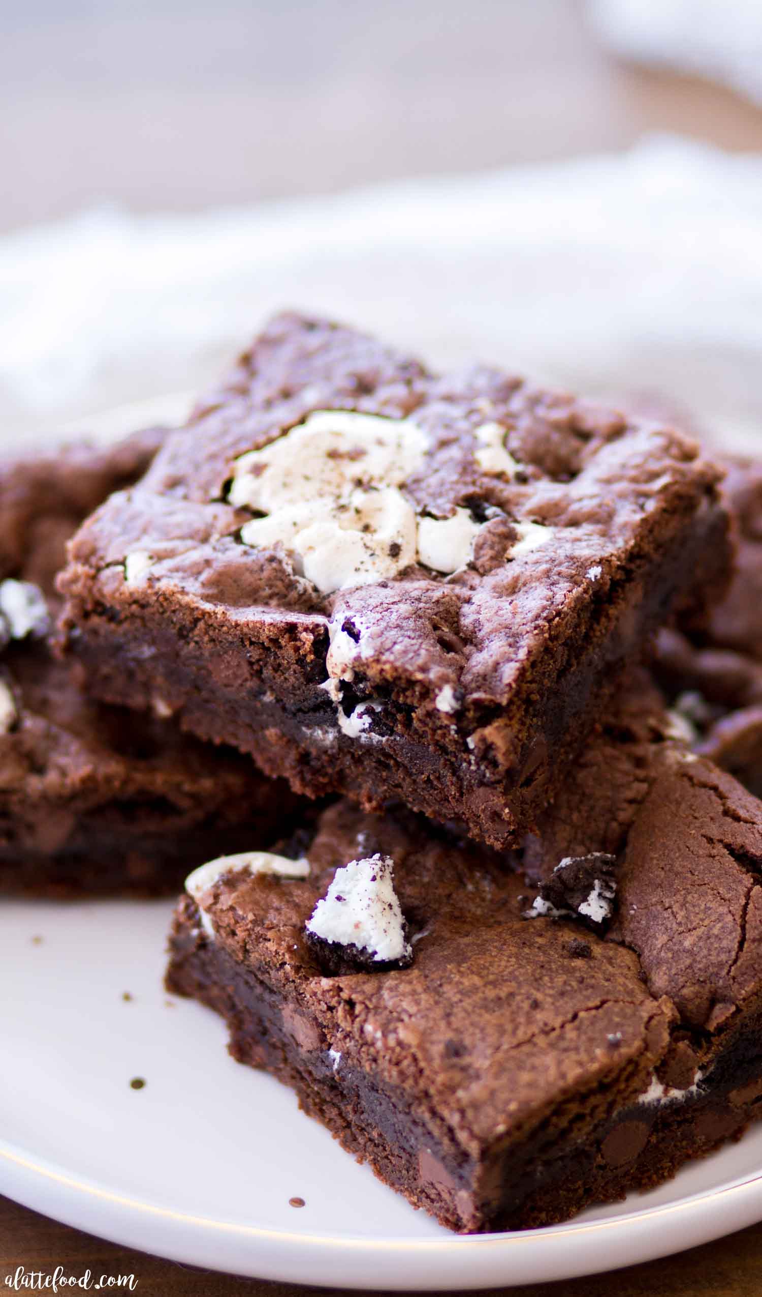 Oreo Chocolate Chip Cookie Bars