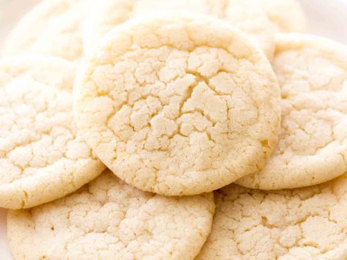 Easy Sugar Cookies Recipe (with Video)